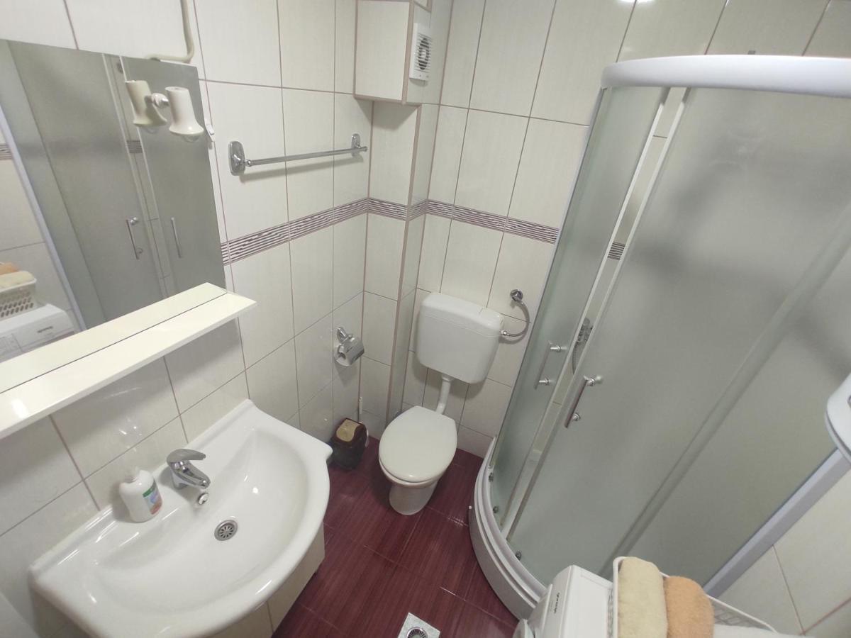Studio Apartman Lukavica Sarajevo Luaran gambar